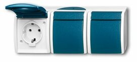 Busch Jaeger 2300/3 EW-53 3-voudige wandcontactdoos horizontaal spatwaterdicht IP44 Busch Jaeger 2300/3 EW-53 3-voudige wandcontactdoos horizontaal spatwaterdicht IP44